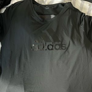 Adidas tshirt